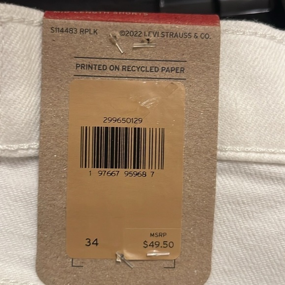 NWT Levi's Women's Mid Length Shorts size 34 - Picture 4 of 6